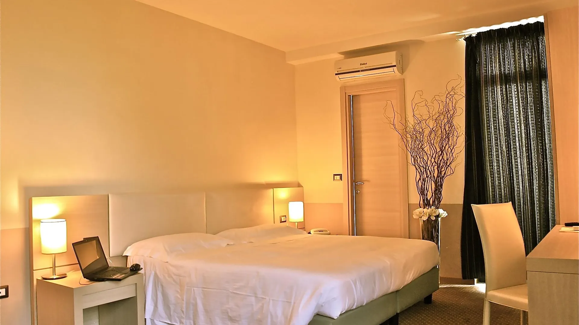 Domus Park Hotel & Spa Фраскати